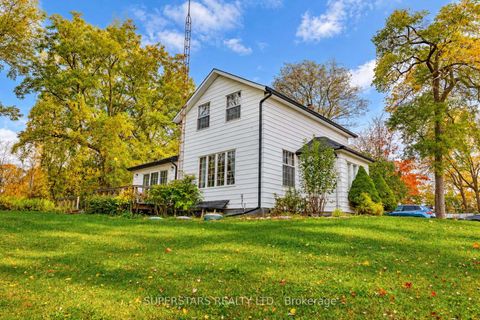 Photo 4 at 17450 Bathurst Street, Rural King, King