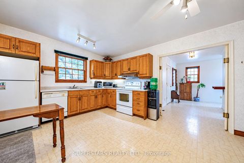 Photo 7 at 17450 Bathurst Street, Rural King, King