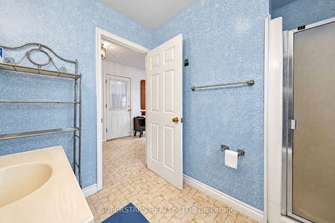 Photo 20 at 17450 Bathurst Street, Rural King, King