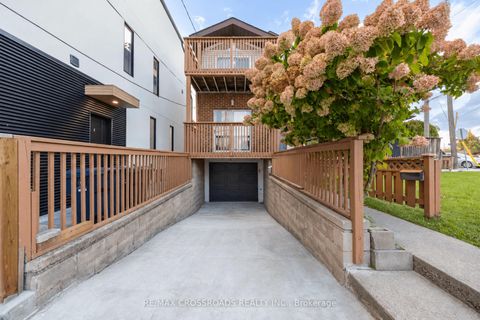 Photo 1 at 592A Danforth Road, Birchmount, Toronto