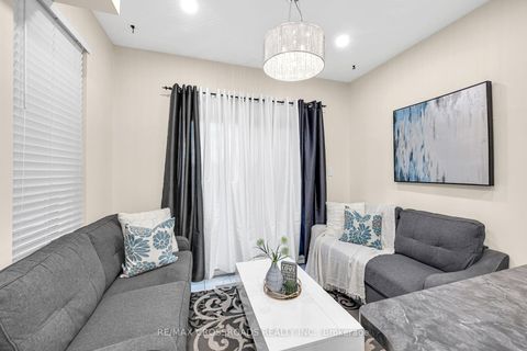 Photo 7 at 592A Danforth Road, Birchmount, Toronto
