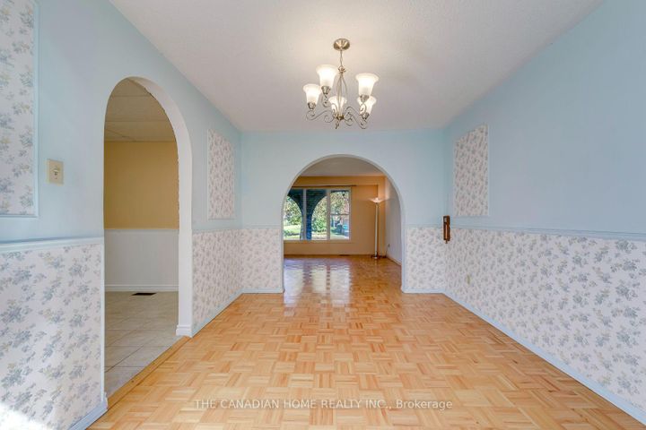Photo 10 at 15 Newton Road, Brampton North, Brampton