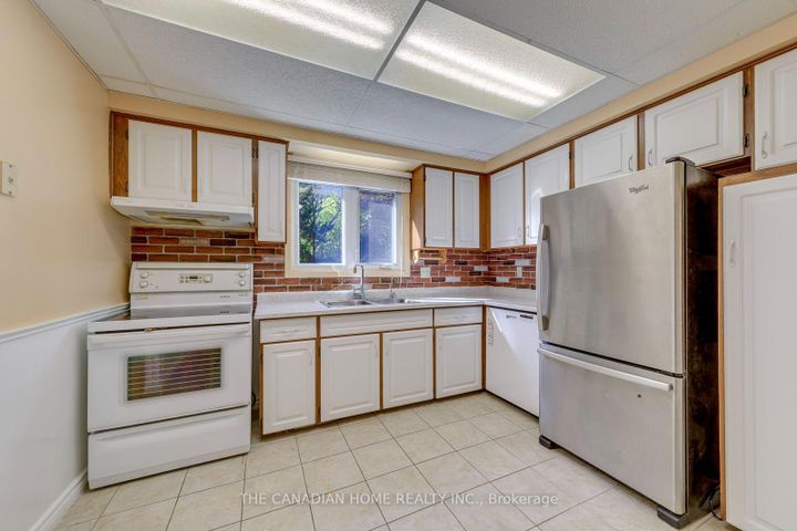Photo 14 at 15 Newton Road, Brampton North, Brampton