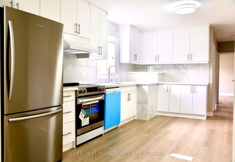 Photo 3 at 987 Victoria Park Avenue, Birchmount, Toronto