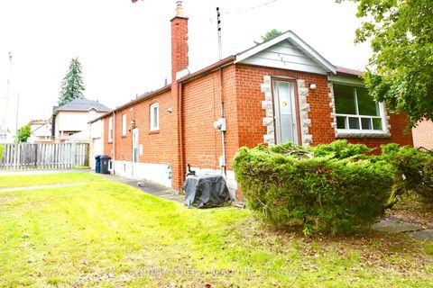 Photo 12 at 987 Victoria Park Avenue, Birchmount, Toronto