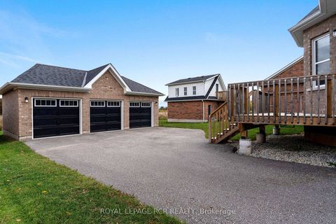Photo 6 at 213 Mary Street, Creemore, Clearview