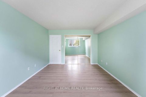 Photo 16 at 206 - 270 Scarlett Road, Smythe, Toronto