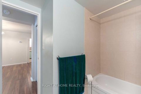 Photo 19 at 206 - 270 Scarlett Road, Smythe, Toronto