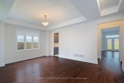 Photo 13 at 65 Terravista Crescent, Vellore Village, Vaughan