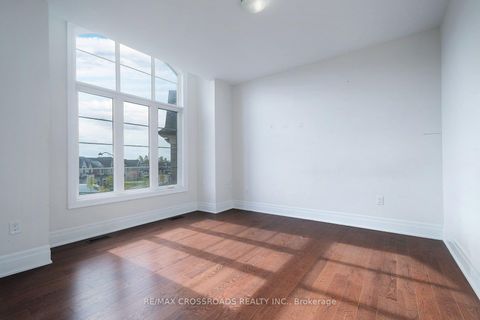 Photo 32 at 65 Terravista Crescent, Vellore Village, Vaughan