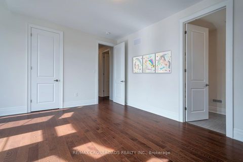 Photo 38 at 65 Terravista Crescent, Vellore Village, Vaughan
