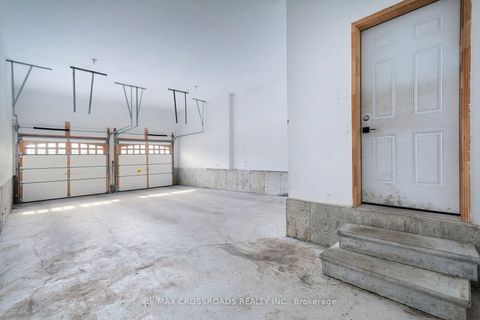 Photo 42 at 65 Terravista Crescent, Vellore Village, Vaughan