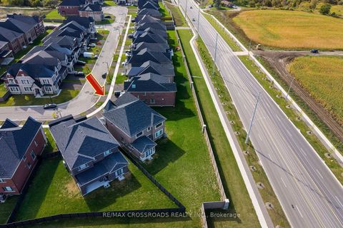 Photo 44 at 65 Terravista Crescent, Vellore Village, Vaughan