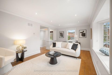Photo 11 at 50 Leadale Avenue, Leaside, Toronto