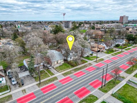 Photo 10 at 317 Morningside Avenue, West Hill, Toronto