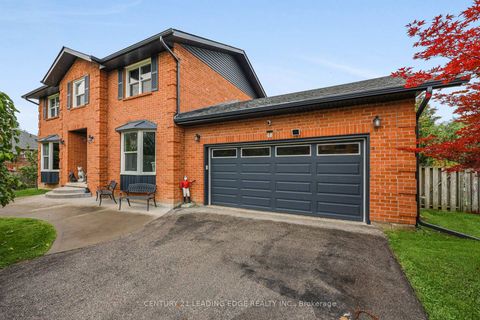 Photo 2 at 48 Broadview Avenue, Historic Lakeshore Communities, Georgina