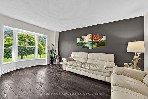 Photo 7 at 48 Broadview Avenue, Historic Lakeshore Communities, Georgina