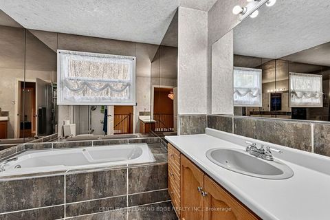 Photo 30 at 48 Broadview Avenue, Historic Lakeshore Communities, Georgina