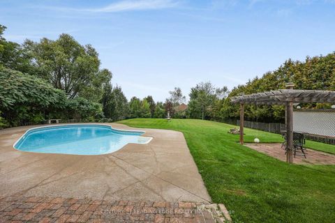 Photo 33 at 48 Broadview Avenue, Historic Lakeshore Communities, Georgina