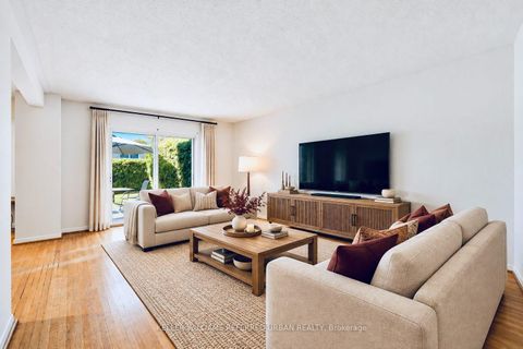 Photo 2 at 102 - 25 Esterbrooke Avenue, Don Valley Village, Toronto