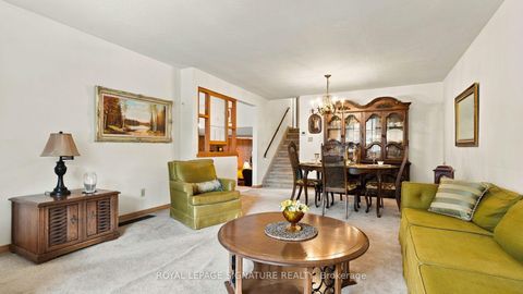 Photo 5 at 5 Erinlea Crescent, Woburn, Toronto