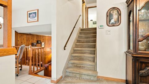 Photo 13 at 5 Erinlea Crescent, Woburn, Toronto