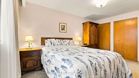 Photo 15 at 5 Erinlea Crescent, Woburn, Toronto