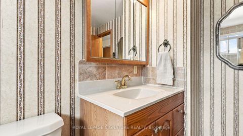 Photo 23 at 5 Erinlea Crescent, Woburn, Toronto