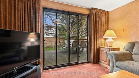Photo 29 at 5 Erinlea Crescent, Woburn, Toronto