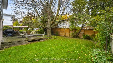 Photo 42 at 5 Erinlea Crescent, Woburn, Toronto