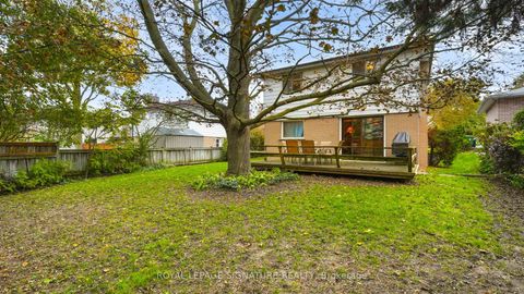 Photo 44 at 5 Erinlea Crescent, Woburn, Toronto