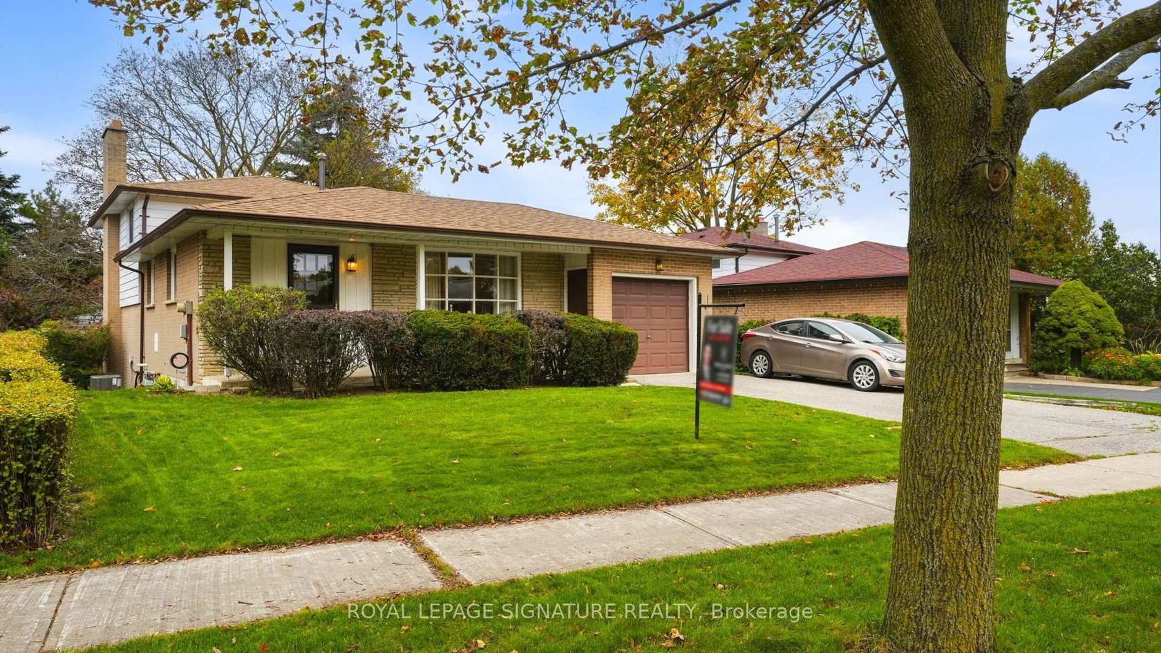 5 Erinlea Crescent, Woburn, Toronto 