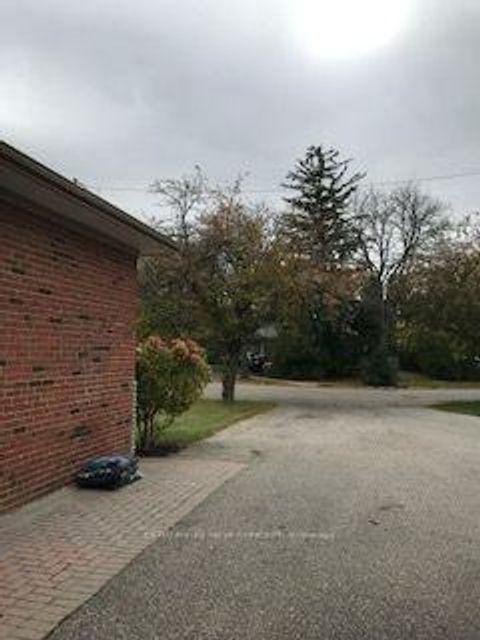 Photo 19 at 68 Transwell Avenue, Newtonbrook West, Toronto