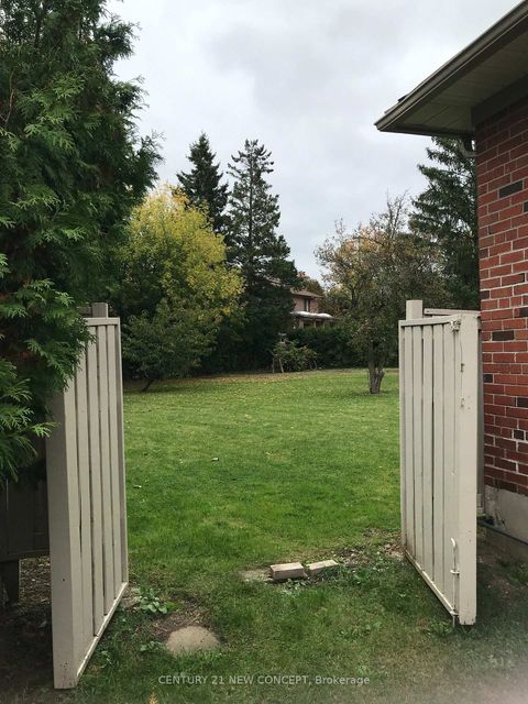 Photo 25 at 68 Transwell Avenue, Newtonbrook West, Toronto