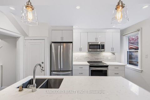 Photo 10 at 159 Lawrence Avenue W, Lawrence Park South, Toronto