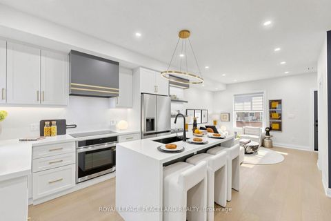 Photo 9 at 5 Herbert Avenue, The Beaches, Toronto