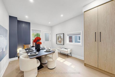 Photo 16 at 5 Herbert Avenue, The Beaches, Toronto
