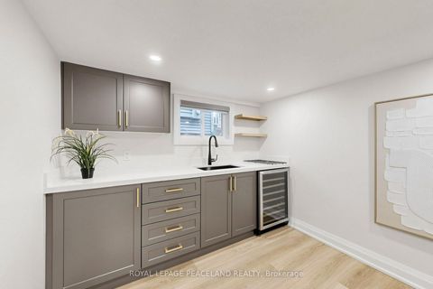 Photo 35 at 5 Herbert Avenue, The Beaches, Toronto
