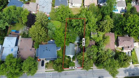 Photo 2 at 223 Richmond Street, Mill Pond, Richmond Hill