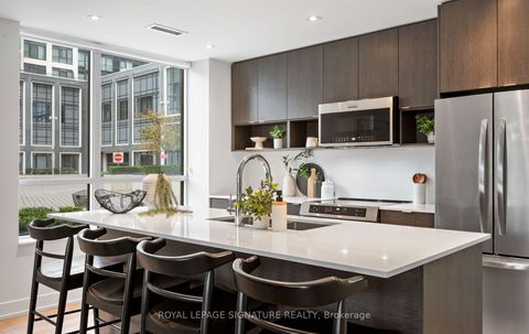 Photo 17 at TH07 - 9 Mabelle Avenue, City Centre West, Toronto