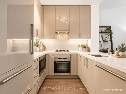 Photo 2 at 807 - 39 Queens Quay E, Waterfront Communities C8, Toronto