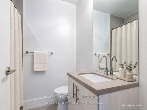 Photo 8 at 807 - 39 Queens Quay E, Waterfront Communities C8, Toronto