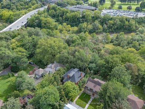 Photo 4 at 7 Humberview Crescent, Weston, Toronto