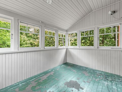 Photo 19 at 7 Humberview Crescent, Weston, Toronto