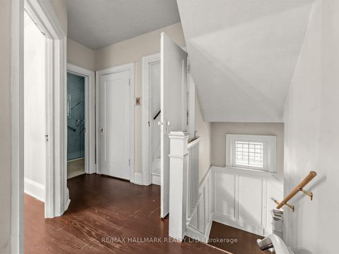Photo 23 at 7 Humberview Crescent, Weston, Toronto