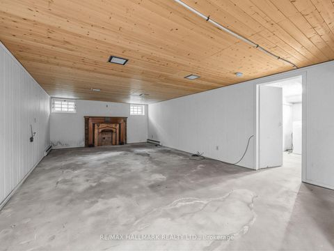 Photo 29 at 7 Humberview Crescent, Weston, Toronto