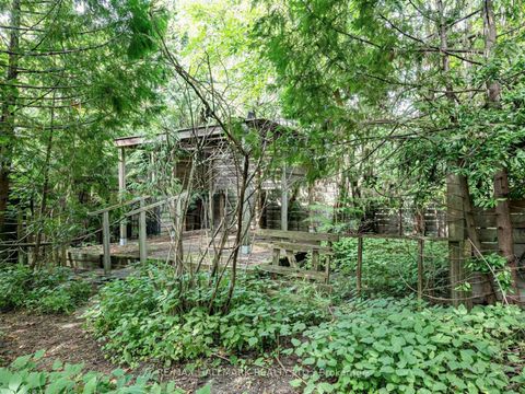 Photo 37 at 7 Humberview Crescent, Weston, Toronto