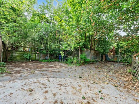 Photo 39 at 7 Humberview Crescent, Weston, Toronto