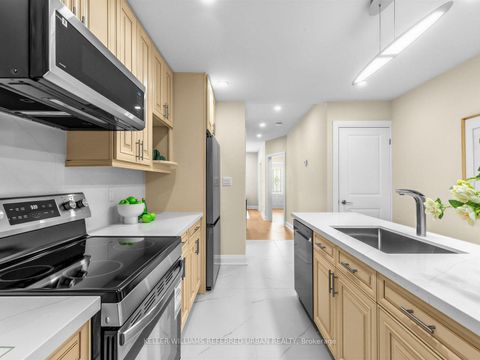 Photo 11 at 968 Eastern Avenue, Coxwell, Toronto