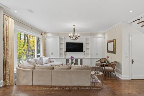 Photo 15 at 25 Sifton Court, Bayview Village, Toronto